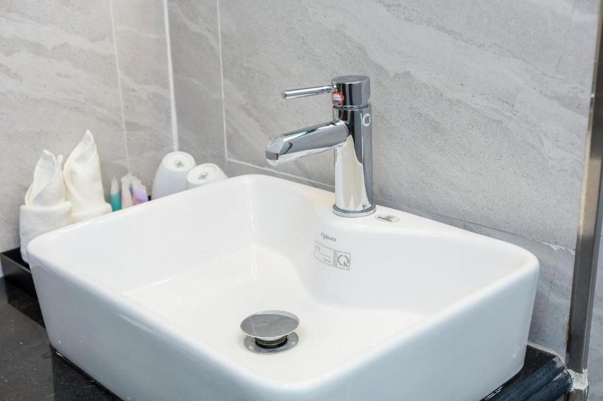 סא פה H&T Luxury Hotel מראה חיצוני תמונה